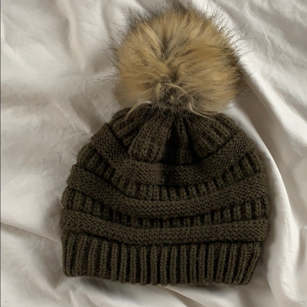 Army green winter hat with pom